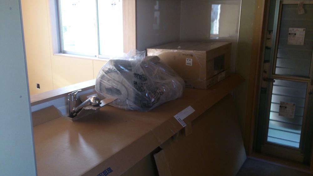 Kitchen. Indoor (11 May 2013) Shooting