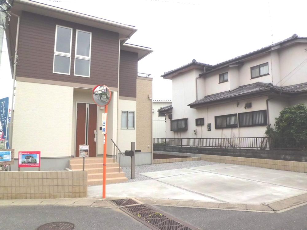 Local appearance photo.  [appearance] Luxury with a sense of calm design (September 2013) Shooting