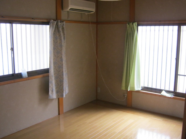 Living and room