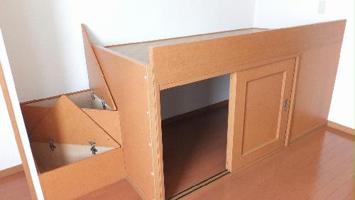 Bath. shower, Wash basin, With bathroom dryer