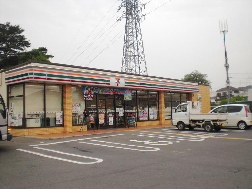 Convenience store. Seven-Eleven 320m to like