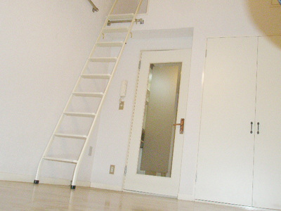 Living and room. Room 2