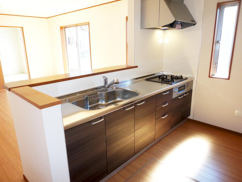 Kitchen. Same specification kitchen