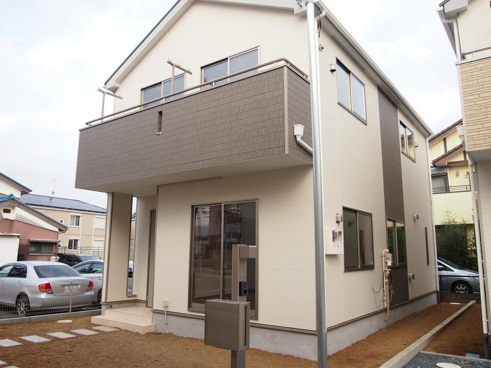 Other. Local is a photo. 