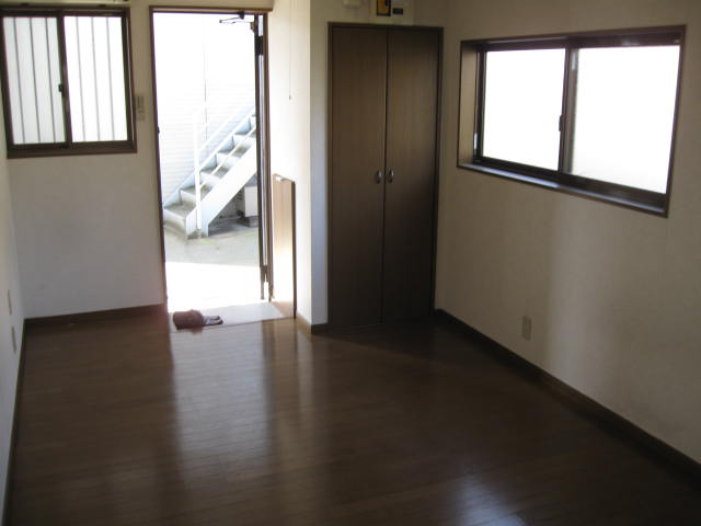 Living and room