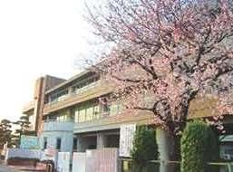 Primary school. 1100m to Kumagaya Municipal Obata Elementary School