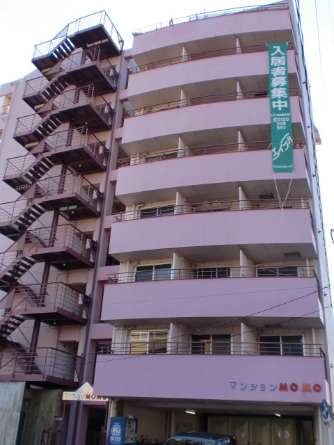 Building appearance. Appearance east