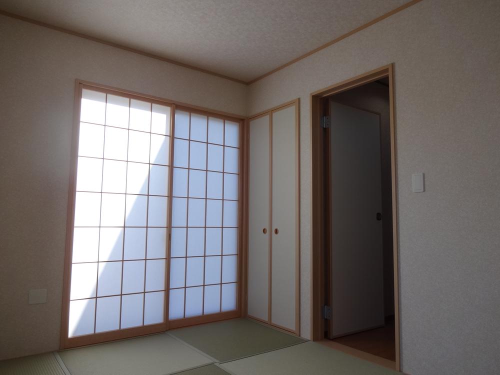 Non-living room. Indoor (11 May 2013) Shooting