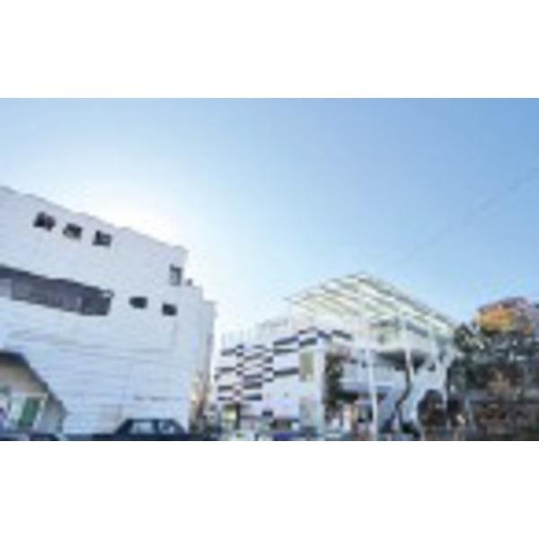 Home center. 1717m until the Super Viva Home Fukaya shop