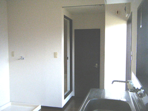 Kitchen. Front kitchen, Back Bathing ・ toilet