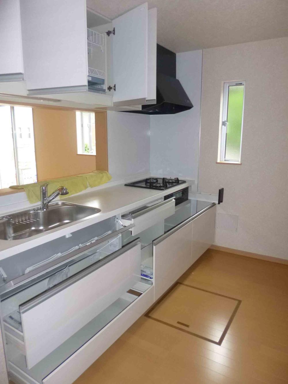 Same specifications photo (kitchen). Example of construction
