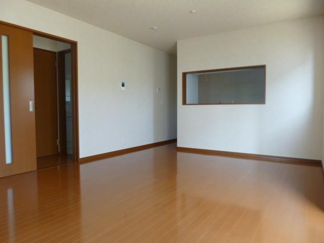 Same specifications photos (living). Example of construction