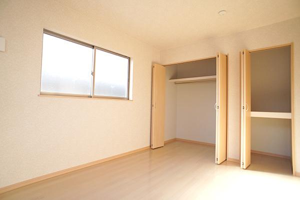 Non-living room. Building 2