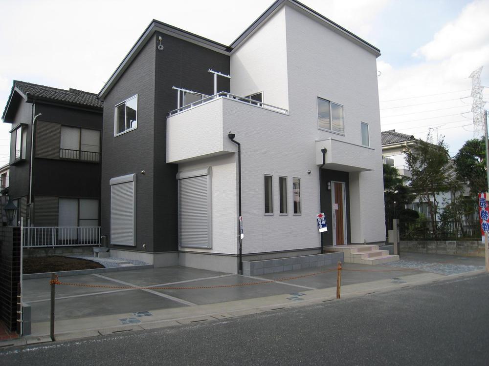 Local photos, including front road