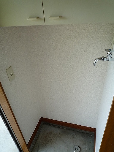 Other. Indoor Laundry Storage