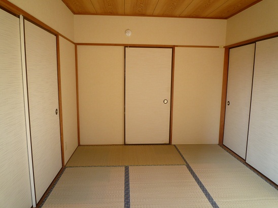 Living and room. Japanese-style room 6 quires
