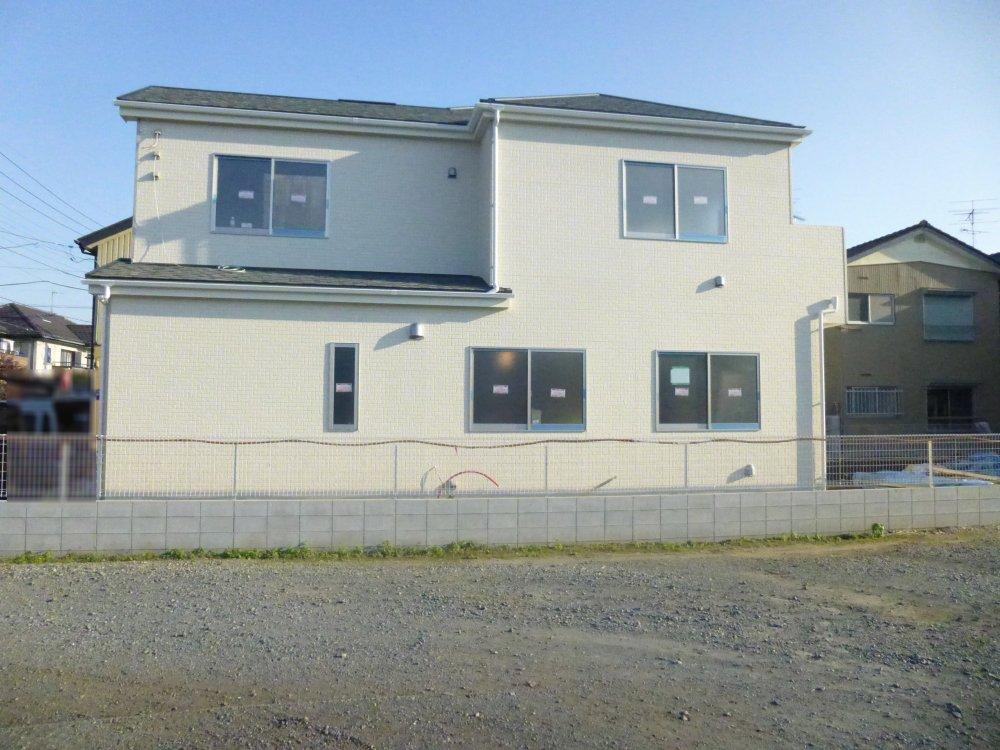 Local appearance photo. Local (12 May 2013) Shooting 1 Building