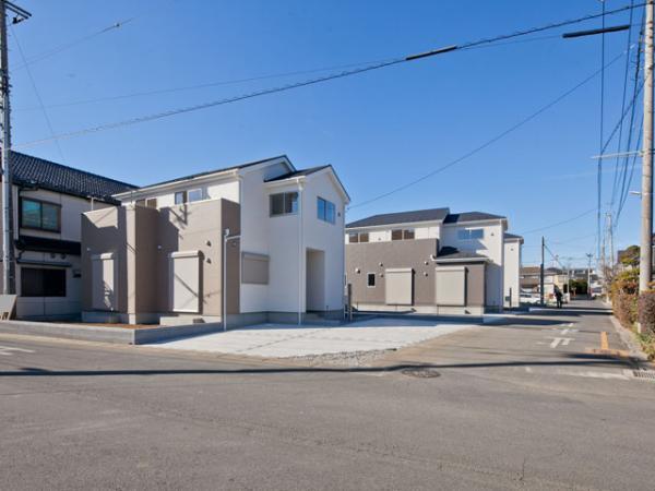 Local photos, including front road