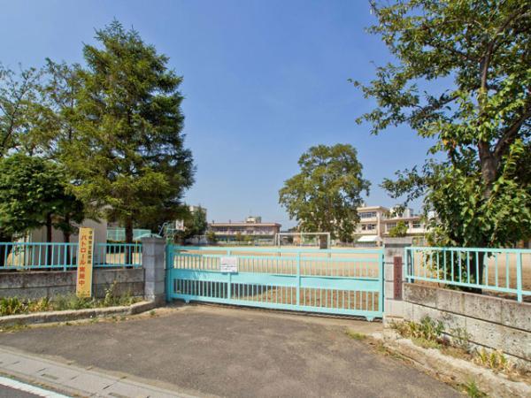 Primary school. Up to elementary school 1480m 2012 / 09 / 13 shooting Miyashiro Municipal Suga Elementary School