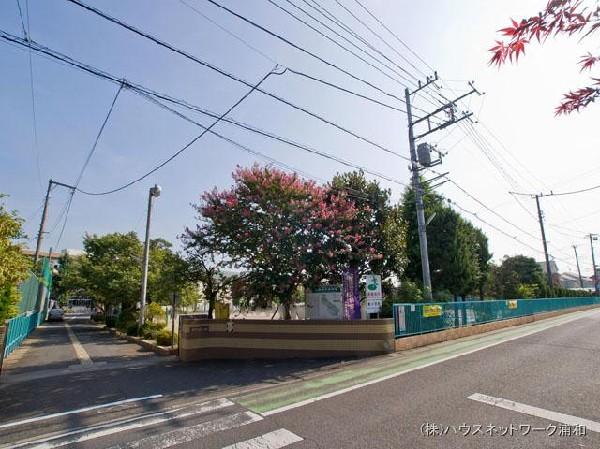 Primary school. Miyashiro-machi Tatsuhigashi 200m up to elementary school
