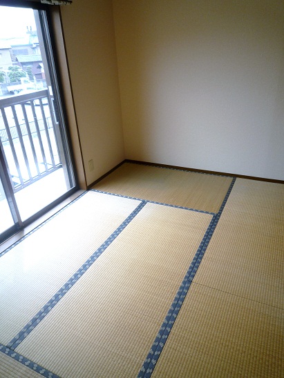 Living and room. Japanese-style room 6 quires