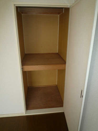 Receipt. Compartment