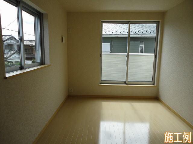 Same specifications photos (Other introspection)