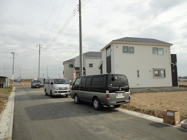 Local photos, including front road