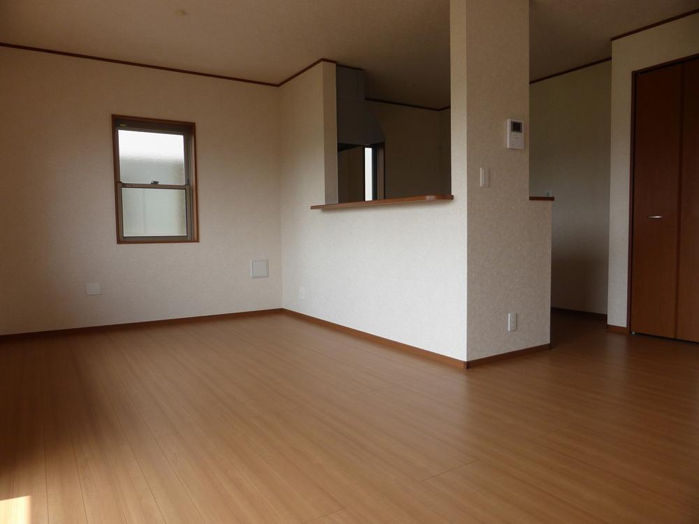 Same specifications photos (living). ( Building) same specification