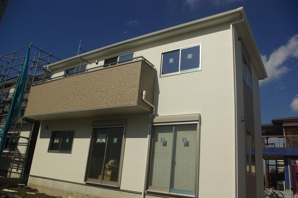 Local photos, including front road. Local (2013 / 10 / 8) shooting