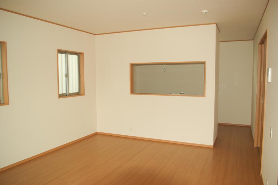 Living. Local (11 May 2013) Shooting