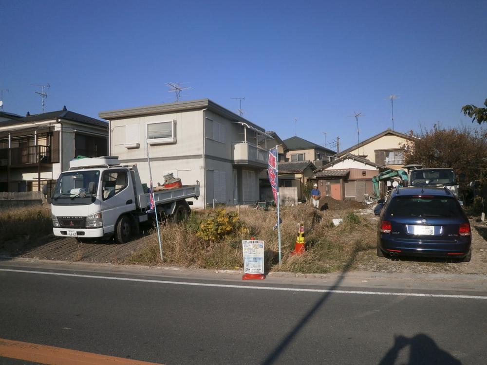 Local appearance photo. Local (11 May 2013) Shooting