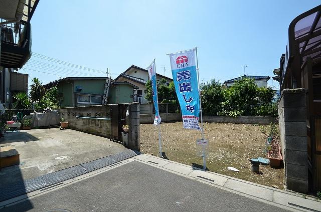 Local photos, including front road