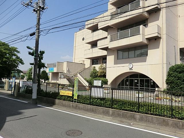 Primary school. Misato City 680m to stand Waseda Elementary School