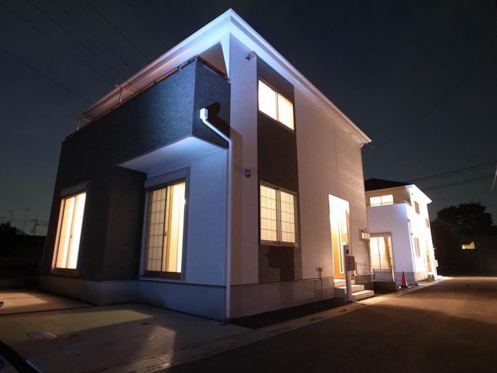 Local appearance photo. Local (11 May 2013) Shooting