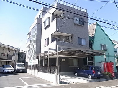 Building appearance. 2008 Built appearance tiled apartment