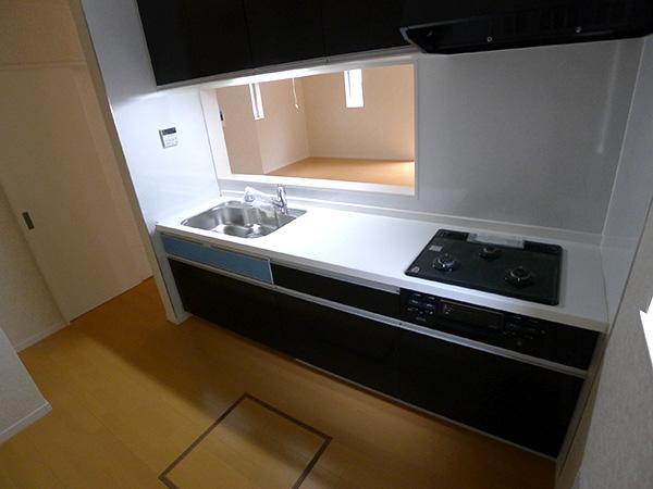 Kitchen. Indoor (10 May 2013) Shooting Building 3