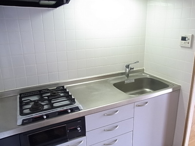 Kitchen. Easy-to-use system Kitchen