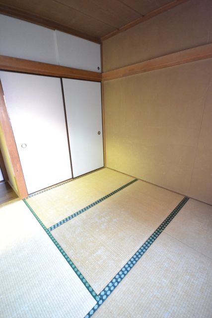 Living and room. Japanese-style room 4.5 Pledge
