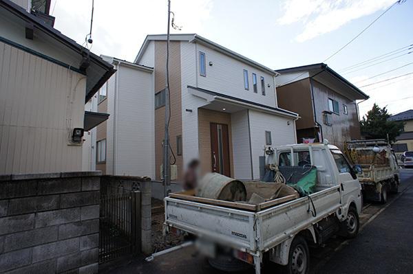 Local photos, including front road