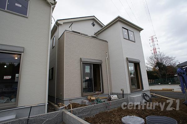 Local appearance photo. Local (12 May 2013) Shooting Building 2