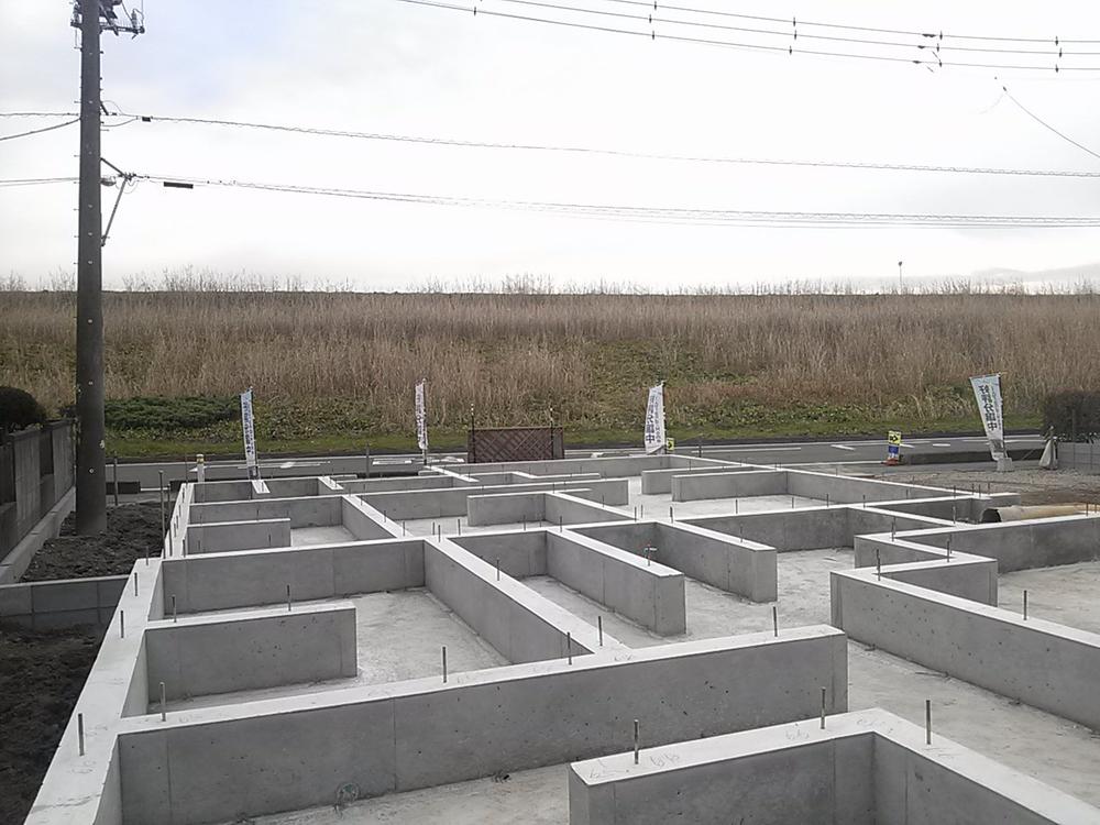 Sale already cityscape photo. Sale already the city average