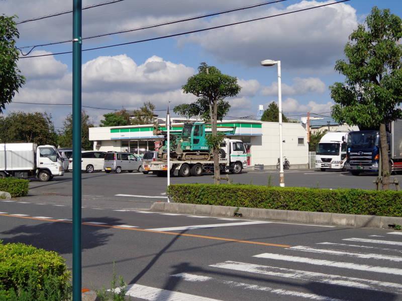 Convenience store. FamilyMart Misato Takano 664m to shop