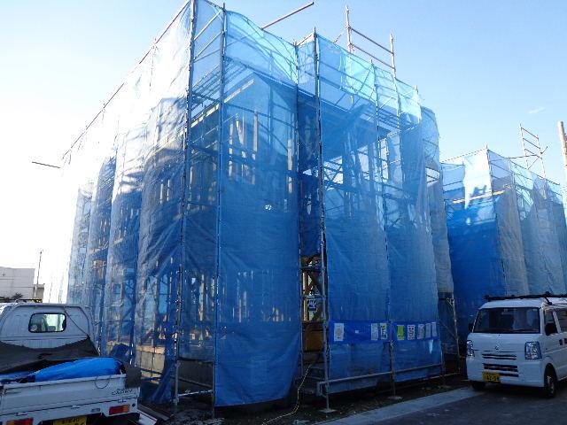 Local appearance photo. Local (11 May 2013) Shooting