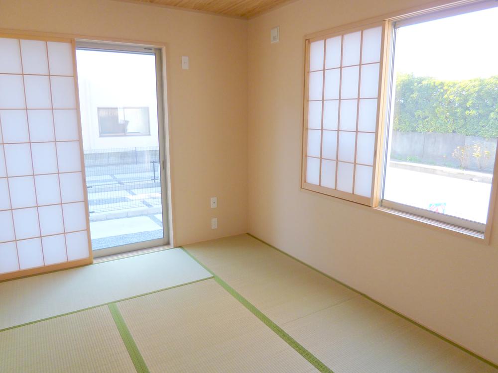 Non-living room. Indoor (12 May 2013) Shooting