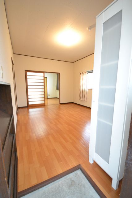 Other room space. DK8.25 Pledge