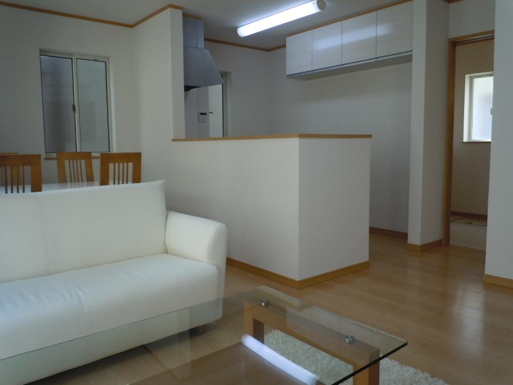Same specifications photos (living). Kitchen Tsuto There Agoutou B Building face-to-face kitchen