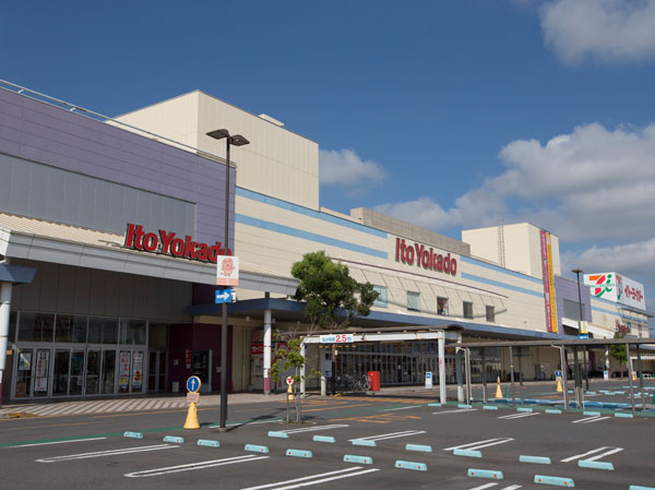 Surrounding environment. Piarashiti Misato (about 2.42km ・ About 13 minutes by bicycle)