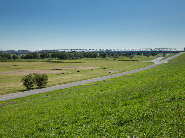 Surrounding environment. Edogawa Sports Park (about 2.76km ・ About 14 minutes by bicycle)