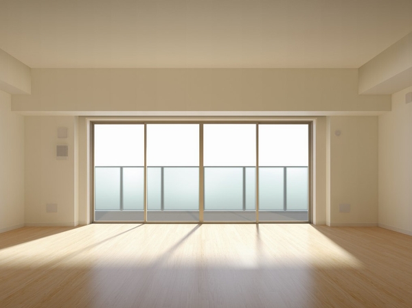 Indoor concept diagram of a conventional rigid frame structure / Since the beam-type comes in a dwelling unit, The height of the sash is in the order of about 1.8m, It would be born the ceiling down to the living room